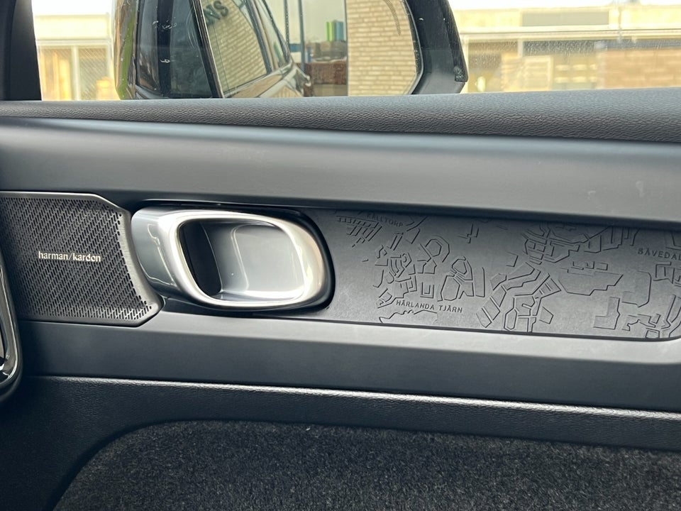 Volvo EC40 Extended Range Black Edition Ultra 5d