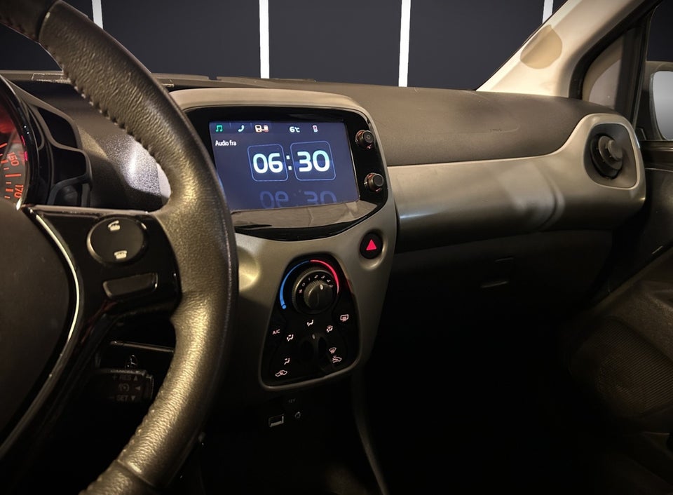 Toyota Aygo 1,0 VVT-i x-cite 5d