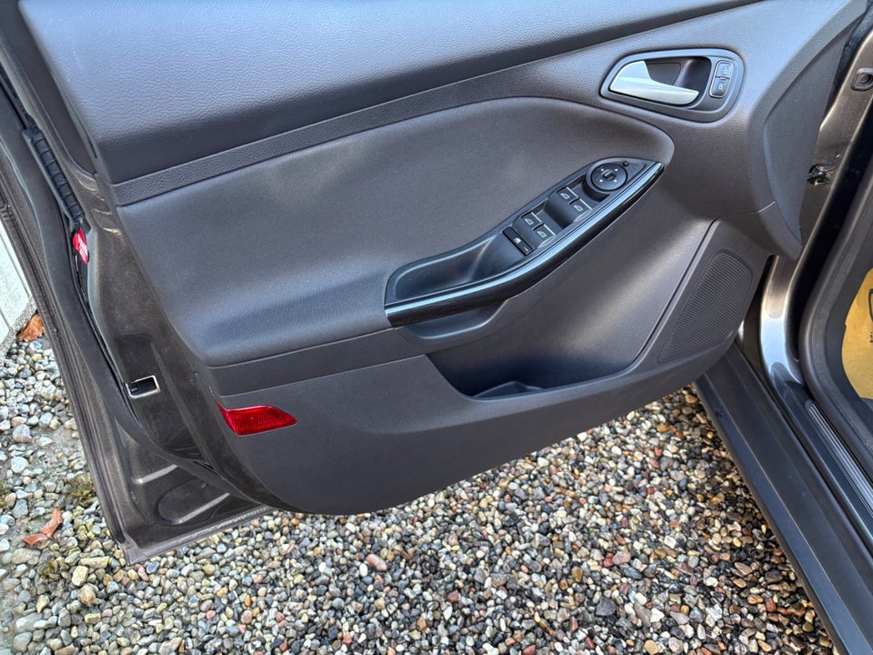 Ford Focus 1,0 SCTi 125 Titanium 5d