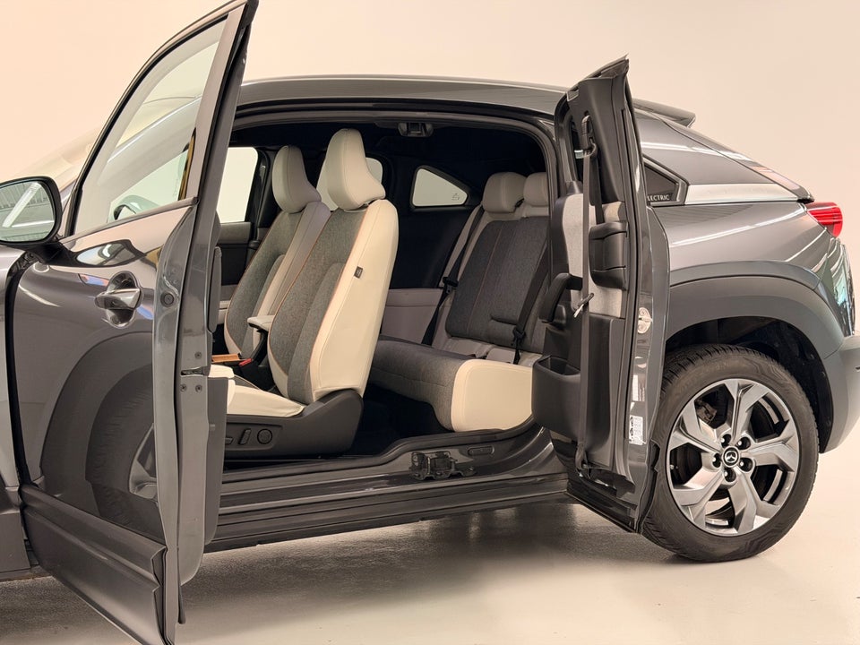 Mazda MX-30 e-SkyActiv Advantage 5d