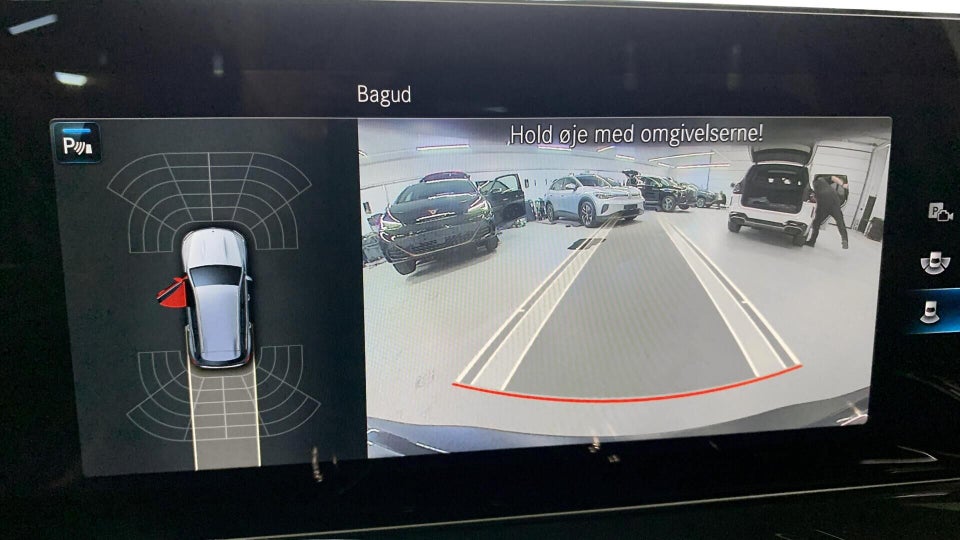 Mercedes EQB250 AMG Line 5d