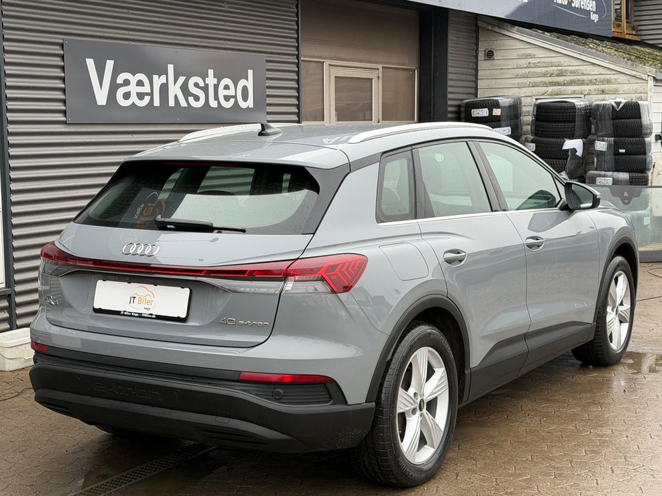 Audi Q4 e-tron 40  5d