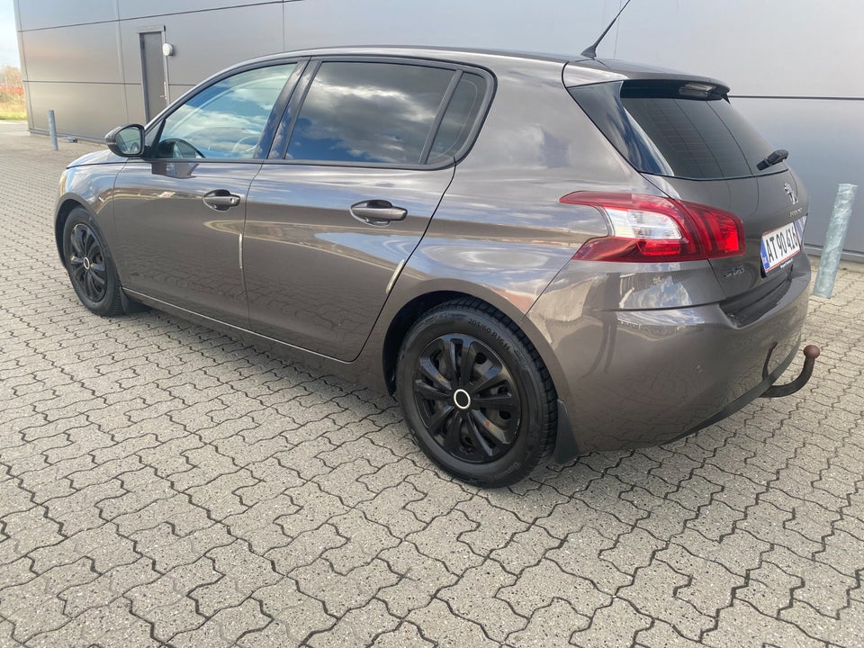 Peugeot 308 1,6 HDi 92 Active 5d