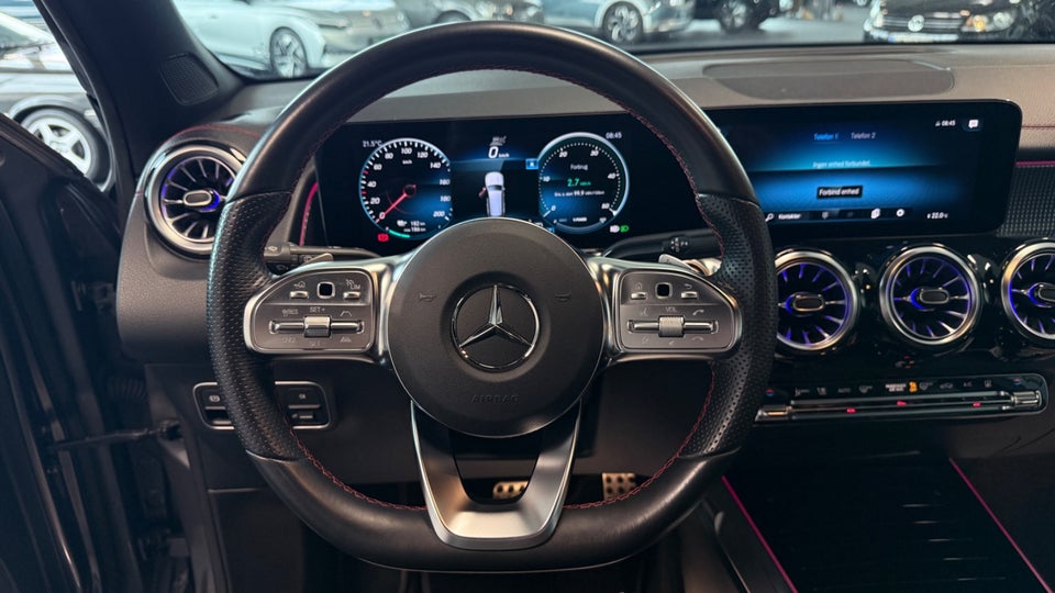 Mercedes EQB250 AMG Line 5d
