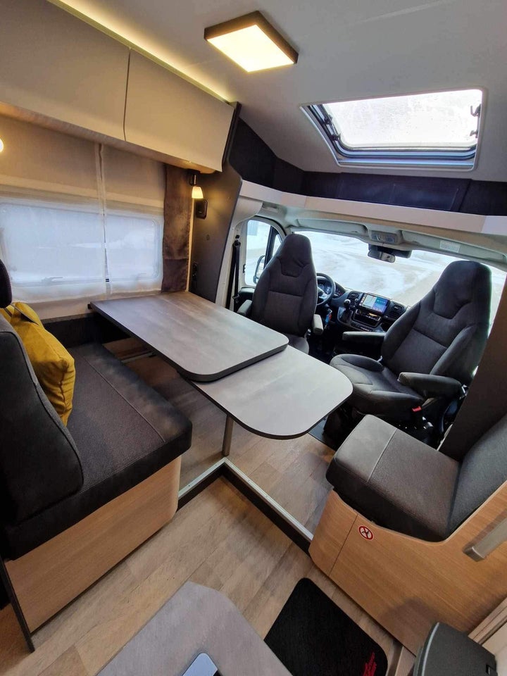 Hobby Optima De Luxe T65 GE 2,2 aut. 3d