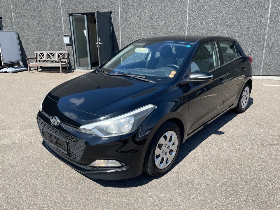 Hyundai i20 1,25 Trend 5d