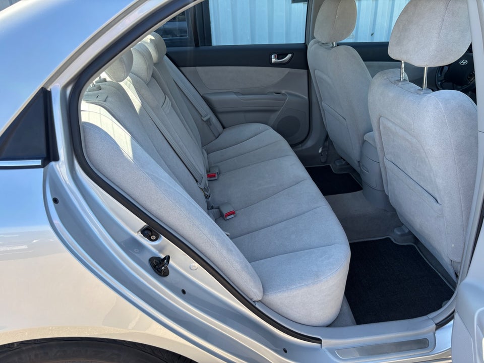 Hyundai Sonata 2,4 GLS aut. 4d