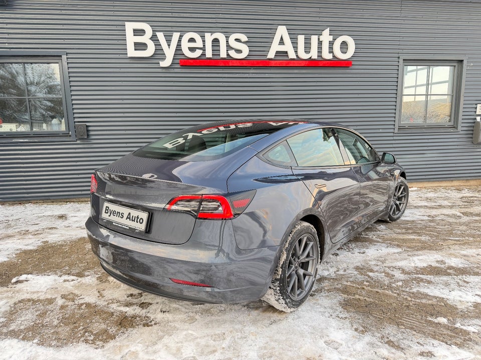 Tesla Model 3 RWD 4d