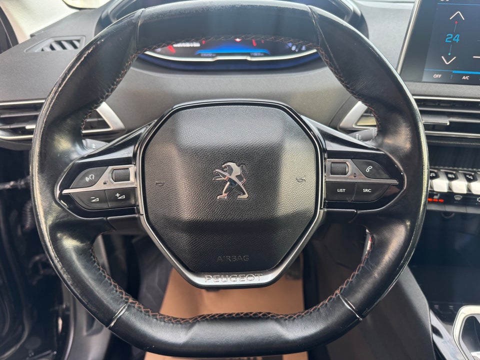Peugeot 3008 1,6 BlueHDi 120 Active 5d