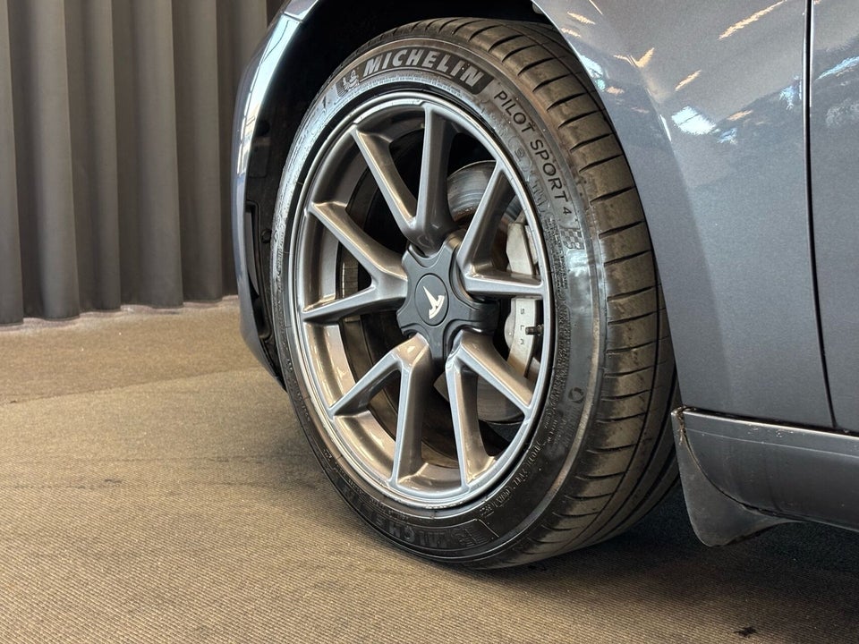 Tesla Model 3 RWD 4d
