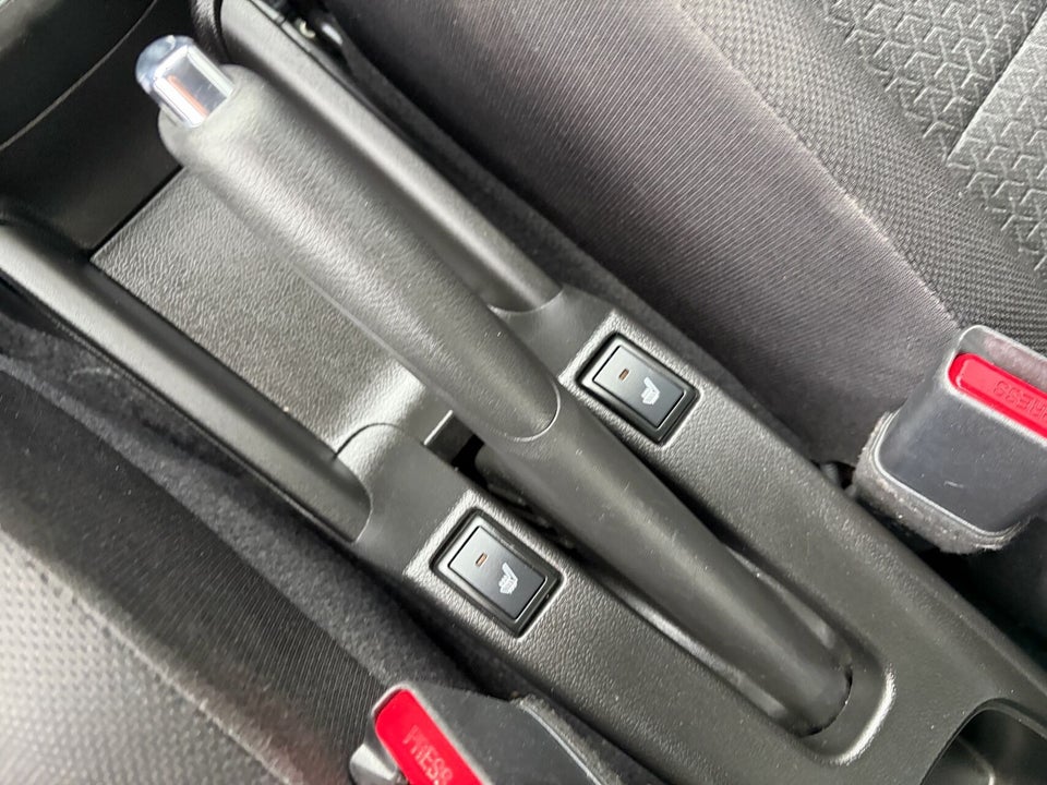 Suzuki Swift 1,2 Dualjet SHVS Exclusive 5d