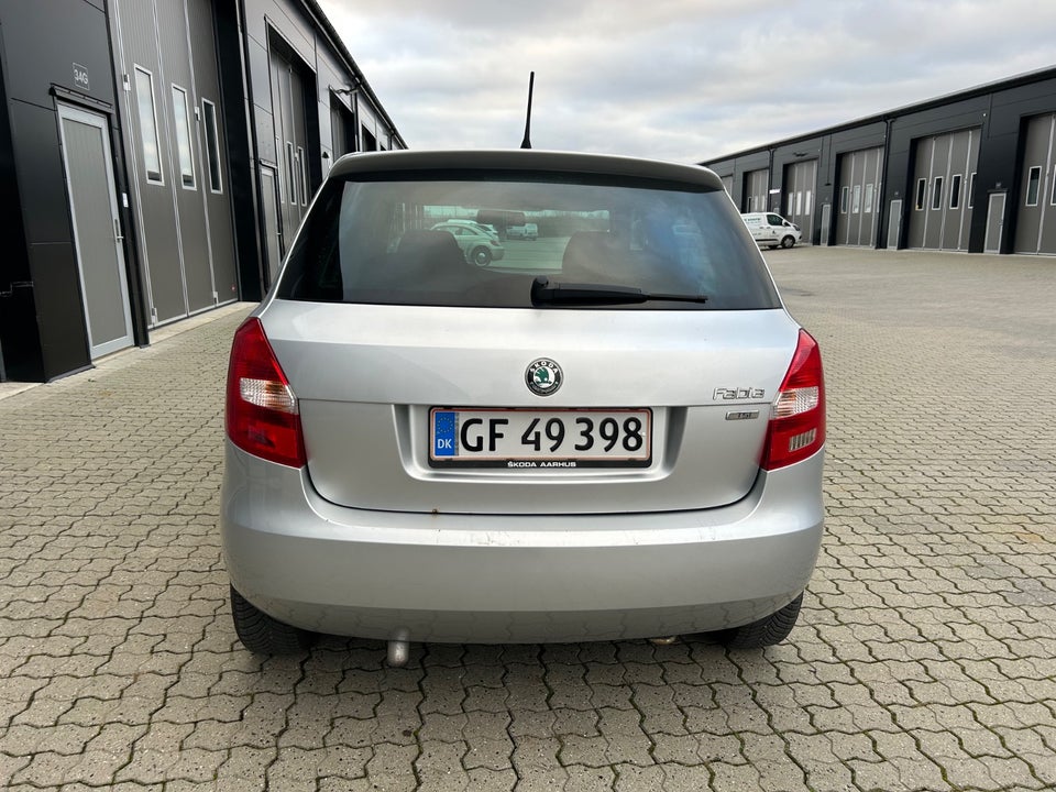 Skoda Fabia 1,2 TSi 86 Ambiente 5d