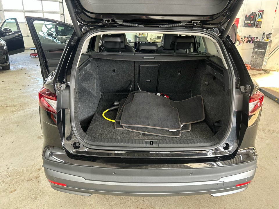 Skoda Enyaq 80 iV Suite 5d