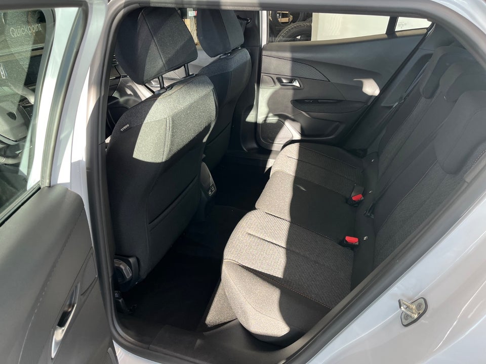 Peugeot e-2008 54 Style 5d