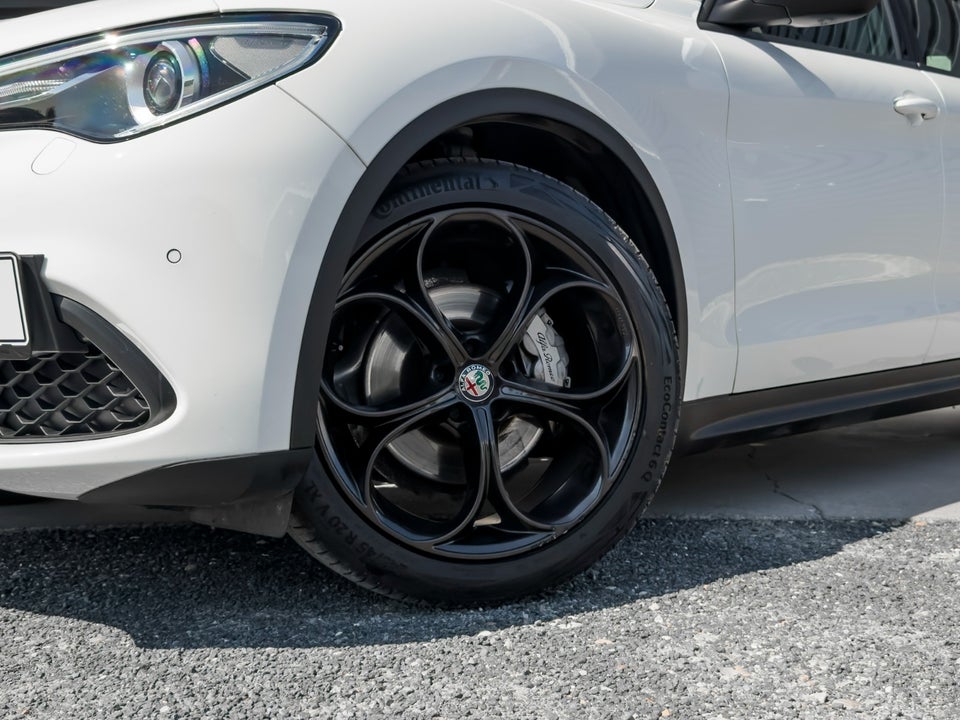 Alfa Romeo Stelvio 2,0 T 200 Edizione aut. Q4 5d