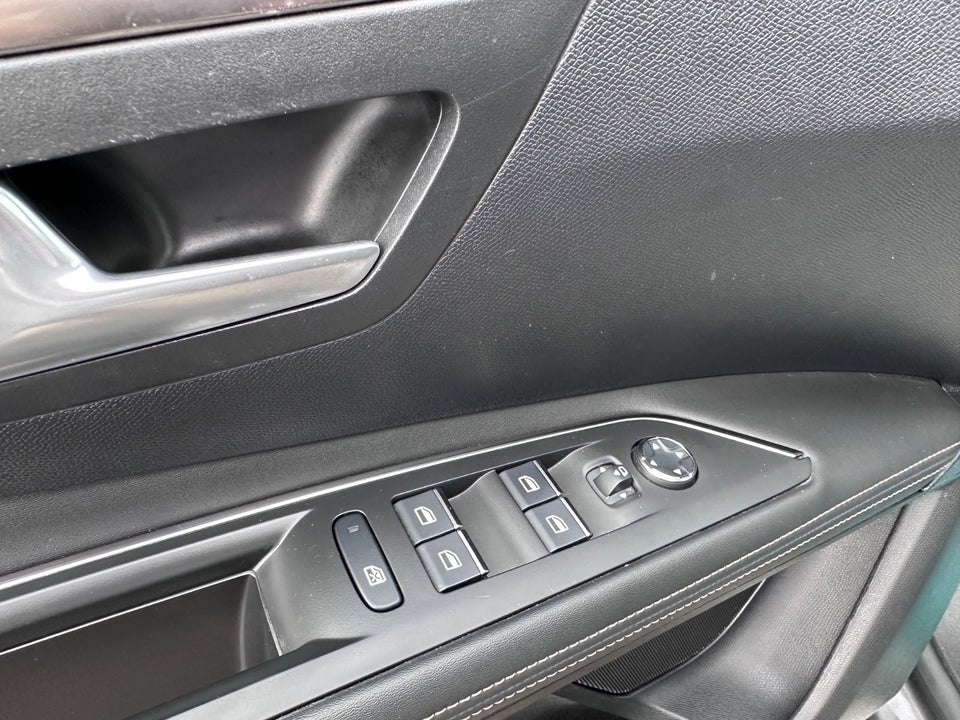 Peugeot 3008 1,6 Hybrid GT Line EAT8 5d