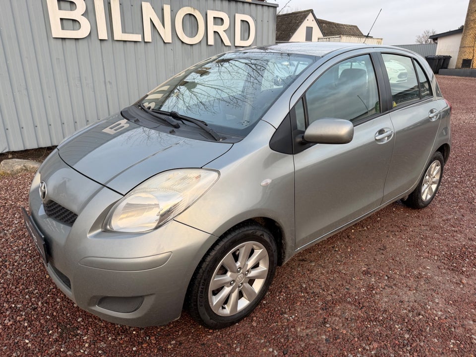 Toyota Yaris 1,3 T2 5d
