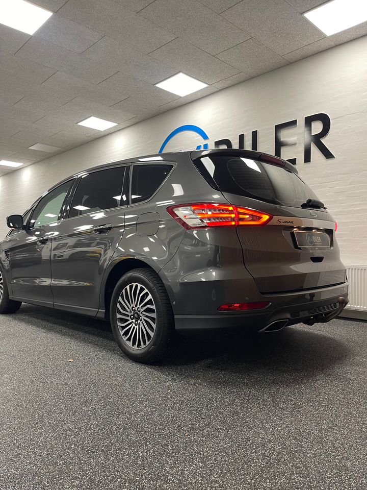 Ford S-MAX 2,0 EcoBlue Titanium aut. 5d