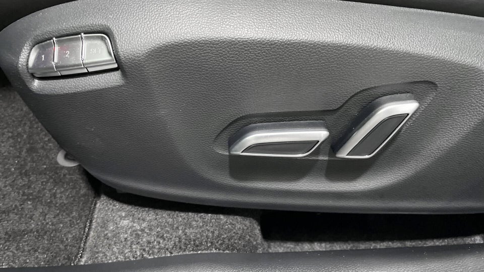 MG Marvel R Performance 5d