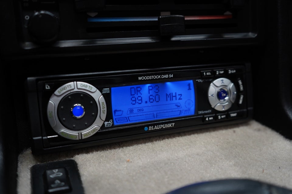 Porsche 924 2,5 S 3d