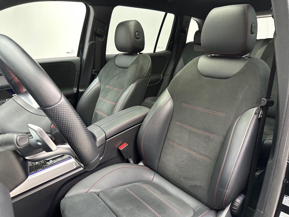 Mercedes EQB250 AMG Line 5d