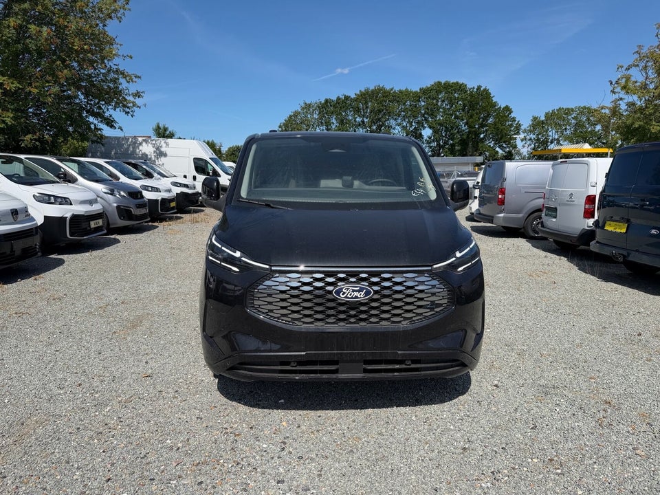 Ford E-Transit Custom 320 L1 71 Limited Mandskabsvogn