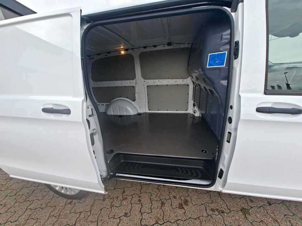 Mercedes Vito 114 2,0 CDi A2 Kassevogn PRO aut. RWD