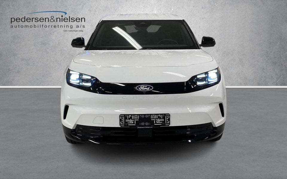 Ford Capri 82 Premium Extended Range 5d