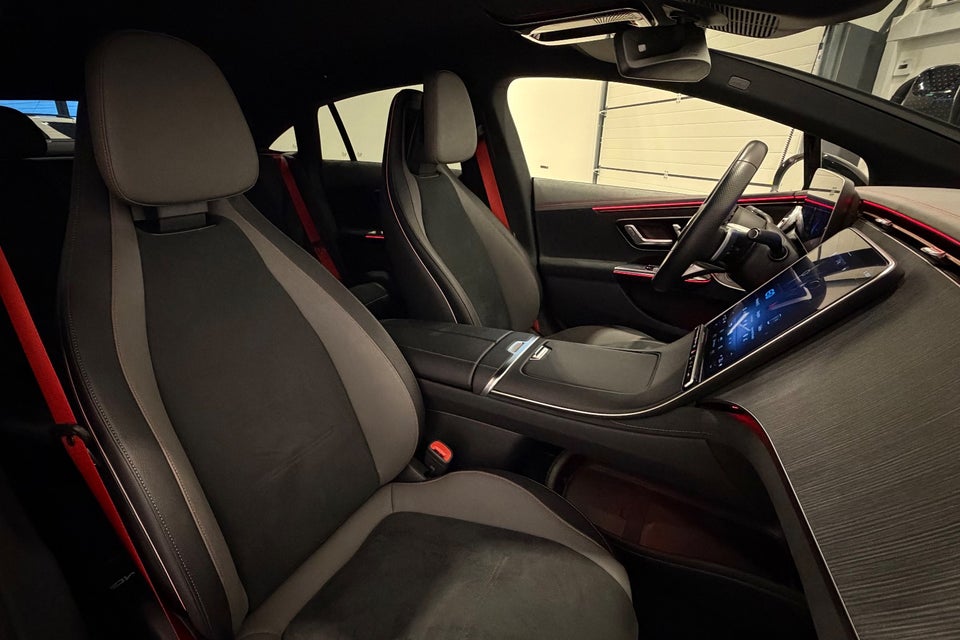 Mercedes EQE300 AMG Line 4d