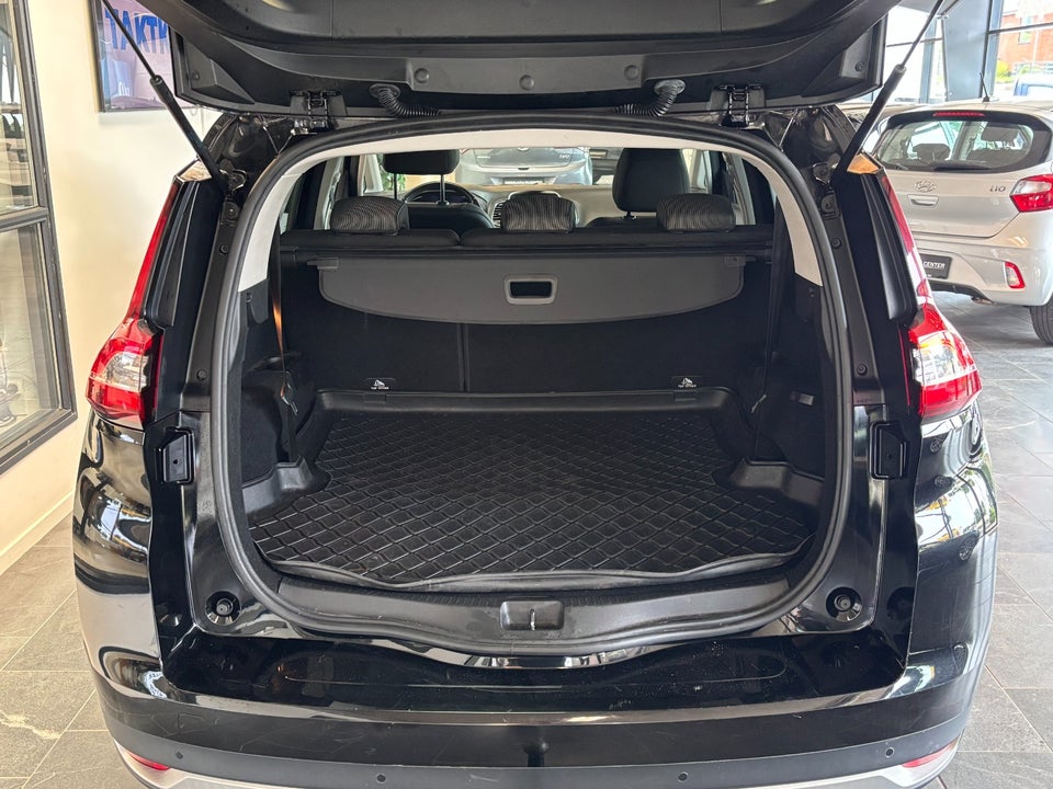 Renault Grand Scenic IV 1,7 dCi 120 Zen 7prs 5d