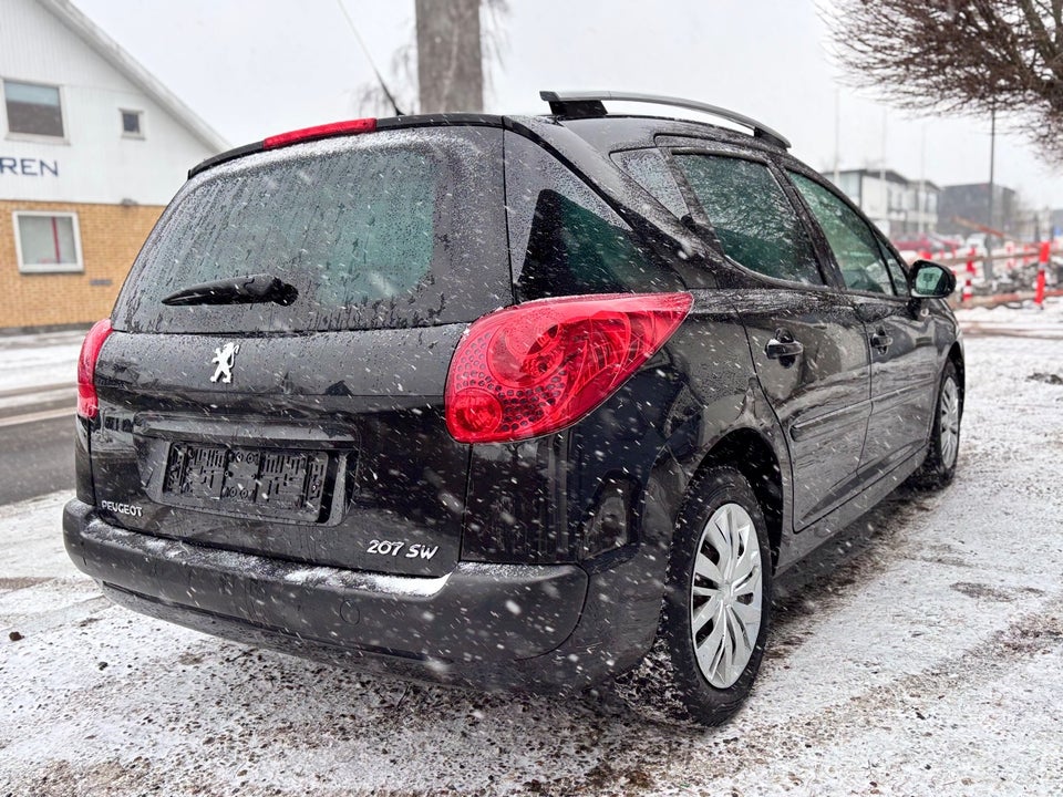 Peugeot 207 1,6 HDi 92 Sportium SW 5d