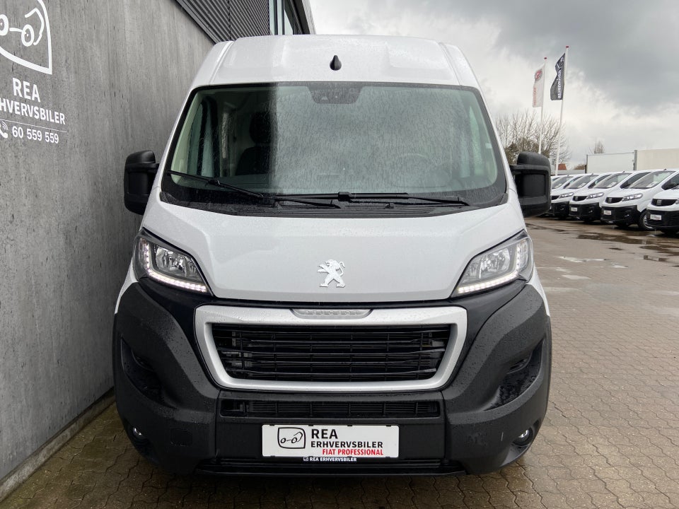 Peugeot Boxer 333 2,2 BlueHDi 140 L3H2 Premium