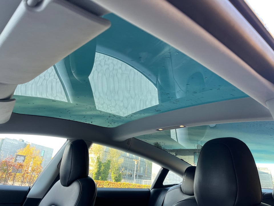 Tesla Model 3 Standard Range+ RWD 4d