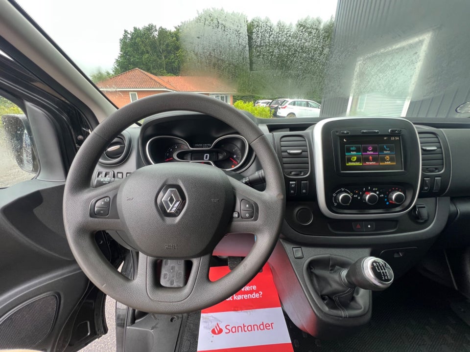 Renault Trafic T29 2,0 dCi 120 L2H1