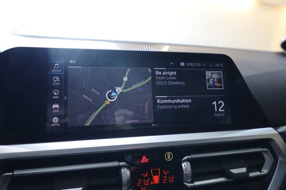BMW 330e 2,0 Touring Sport Line aut. 5d