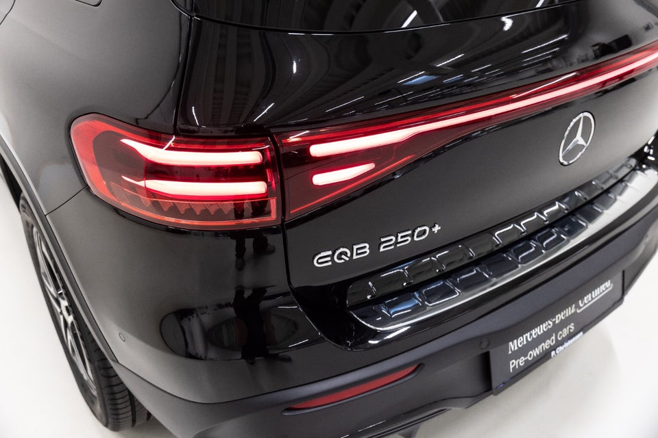 Mercedes EQB250+ AMG Premium 5d