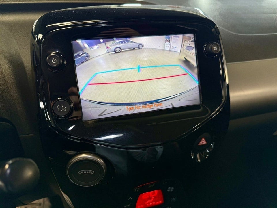 Citroën C1 1,0 VTi Shine 5d