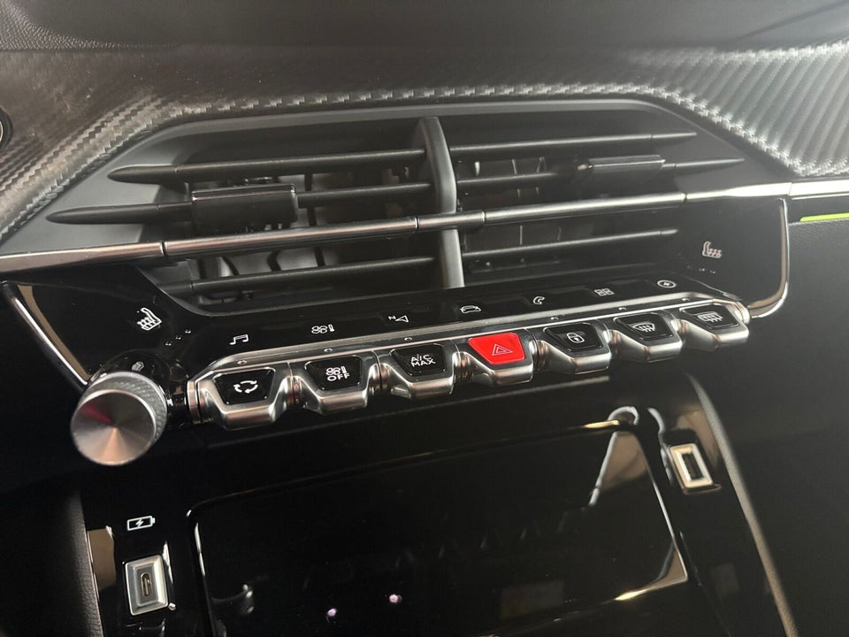 Peugeot e-2008 50 GT 5d