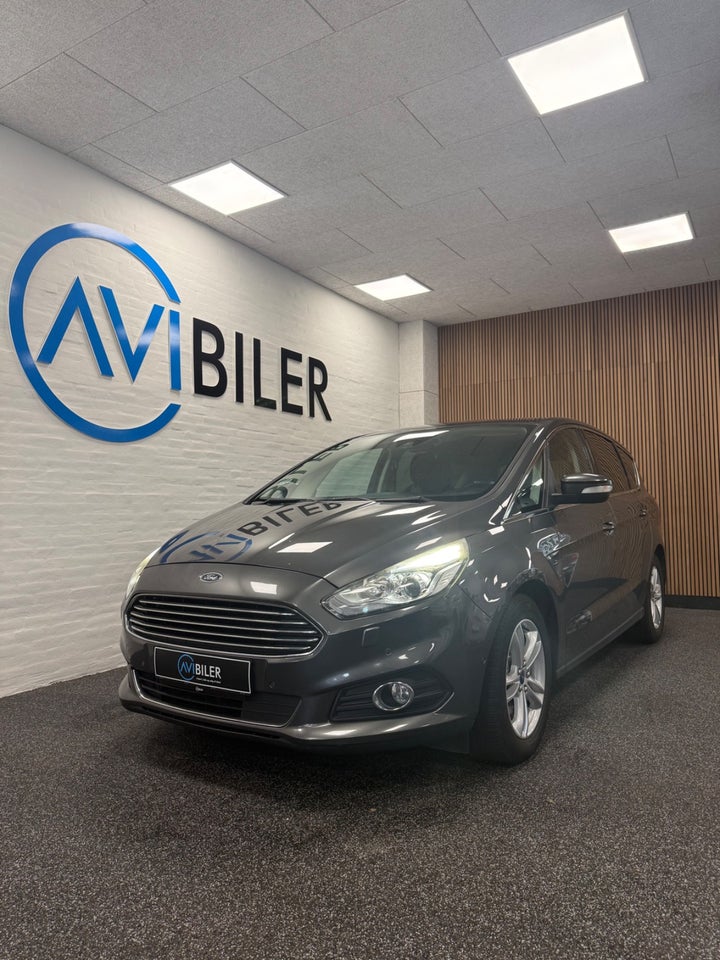 Ford S-MAX 2,0 TDCi 180 Titanium 7prs 5d