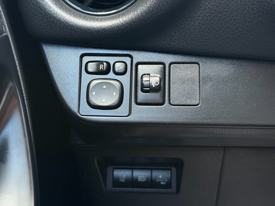 Toyota Yaris 1,5 Hybrid H3 Smart e-CVT 5d