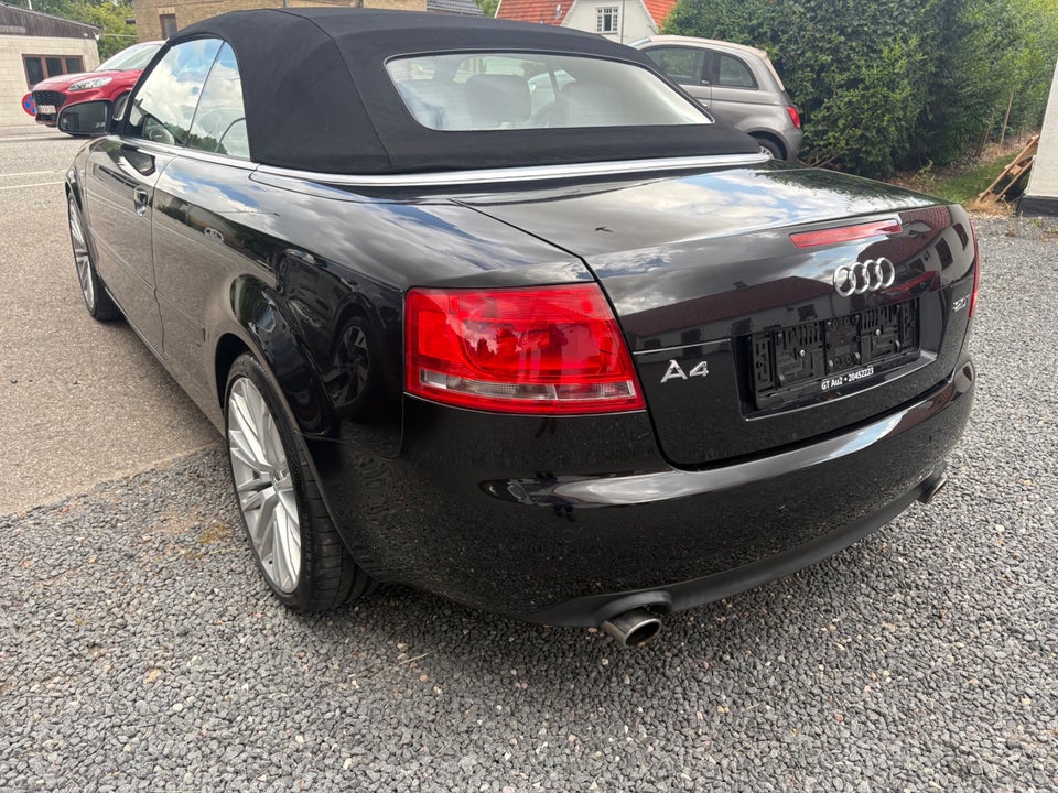 Audi A4 2,0 TFSi Cabriolet Multitr. 2d