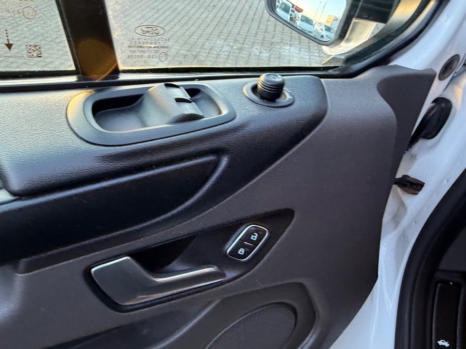 Ford Transit Custom 300L 2,0 TDCi 130 Trend
