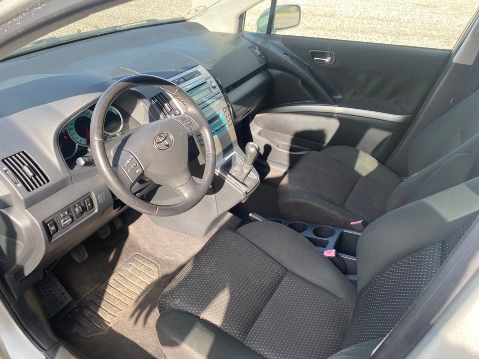 Toyota Corolla Verso 2,2 D-4D 136 Sol 7prs 5d