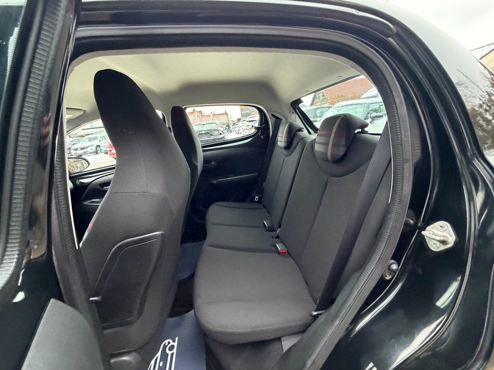 Peugeot 108 1,0 e-VTi 69 Allure 5d