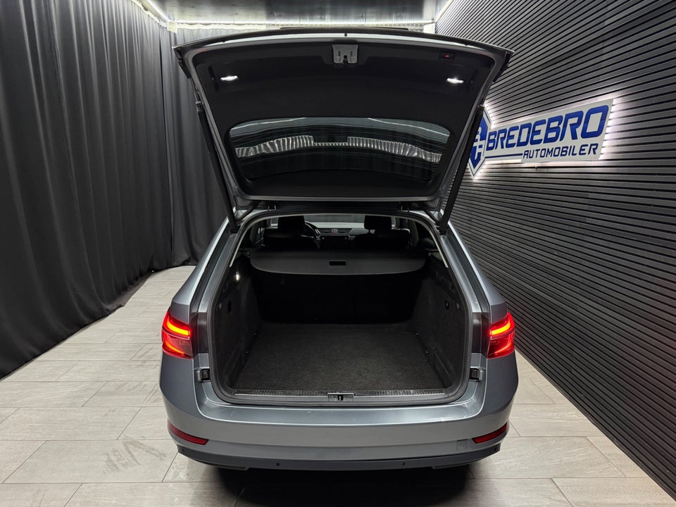 Skoda Superb 2,0 TDi 150 Business Executive Combi DSG 5d