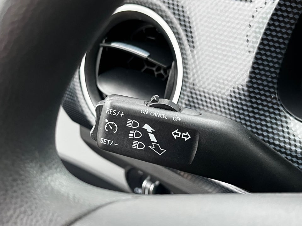 VW e-Up! Move Up! 5d