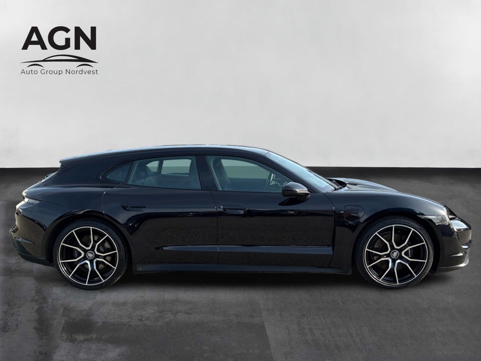 Porsche Taycan Sport Turismo 5d