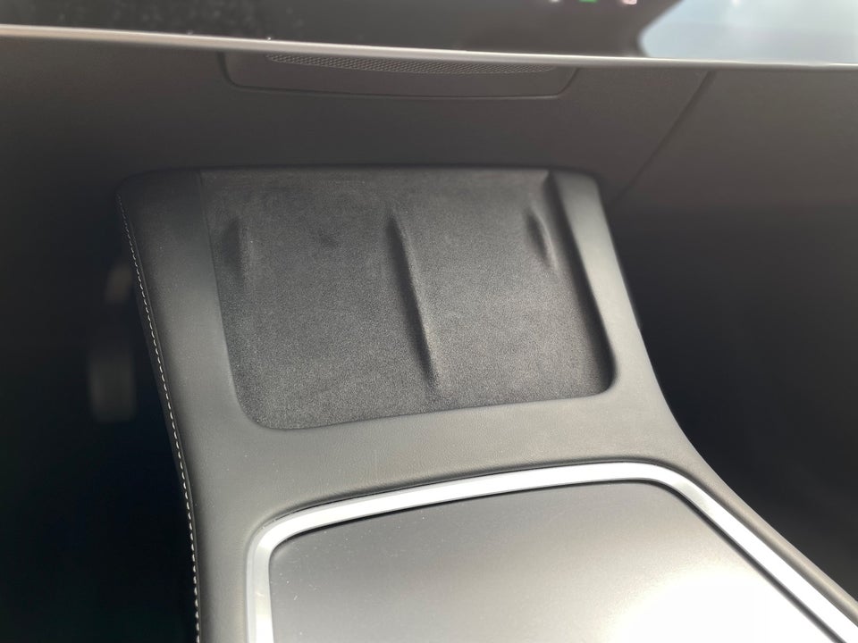 Tesla Model 3 Long Range AWD 4d