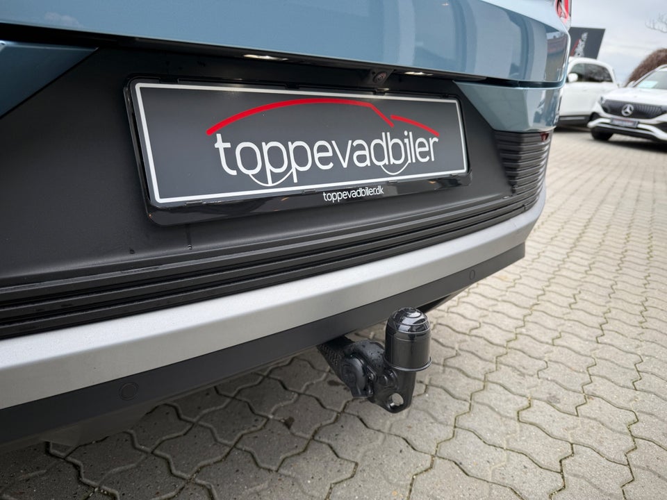 Ford Explorer 82 Premium Extended Range 5d