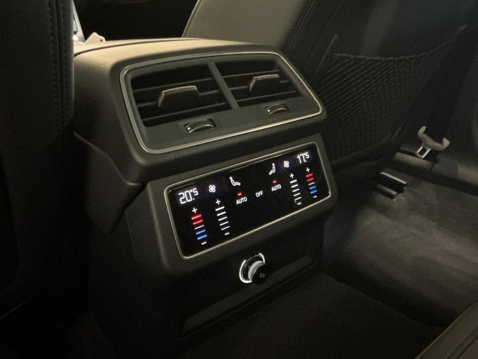 Audi A6 50 TFSi e Sport quattro S-tr. 4d